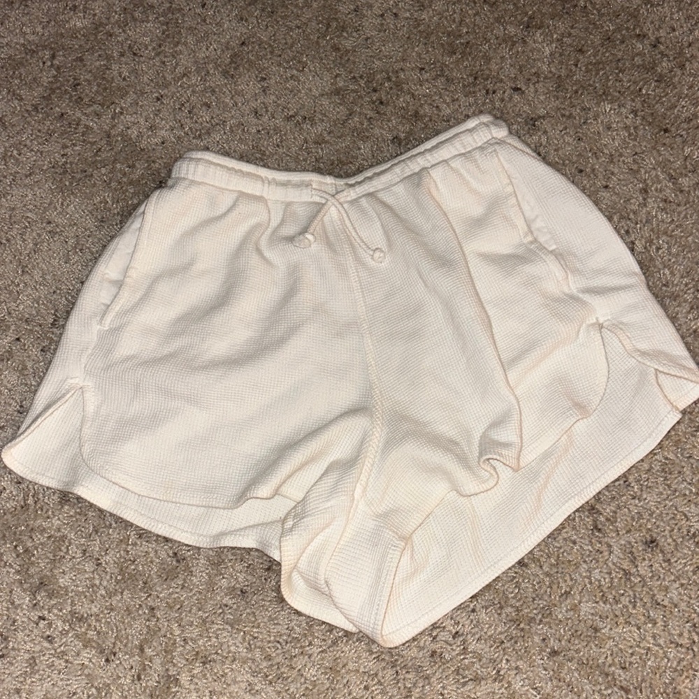 brandy melville thermal shorts!